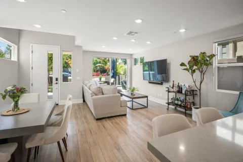 $2,199,900 | 3927 Shasta Street, San Diego, CA 92109