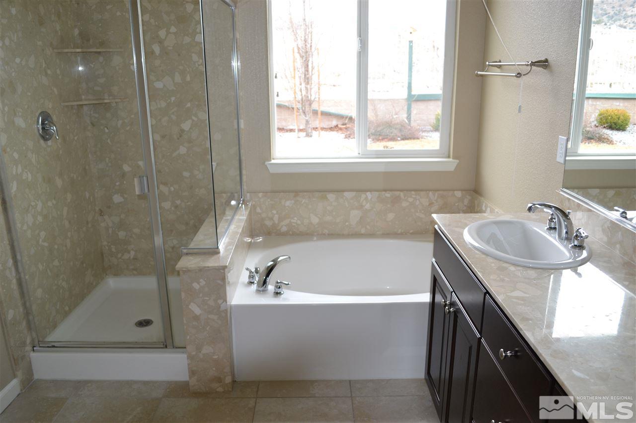 2098 Whitecliff Drive Reno, NV 89521 - Photo 9 of 17 Photo 9