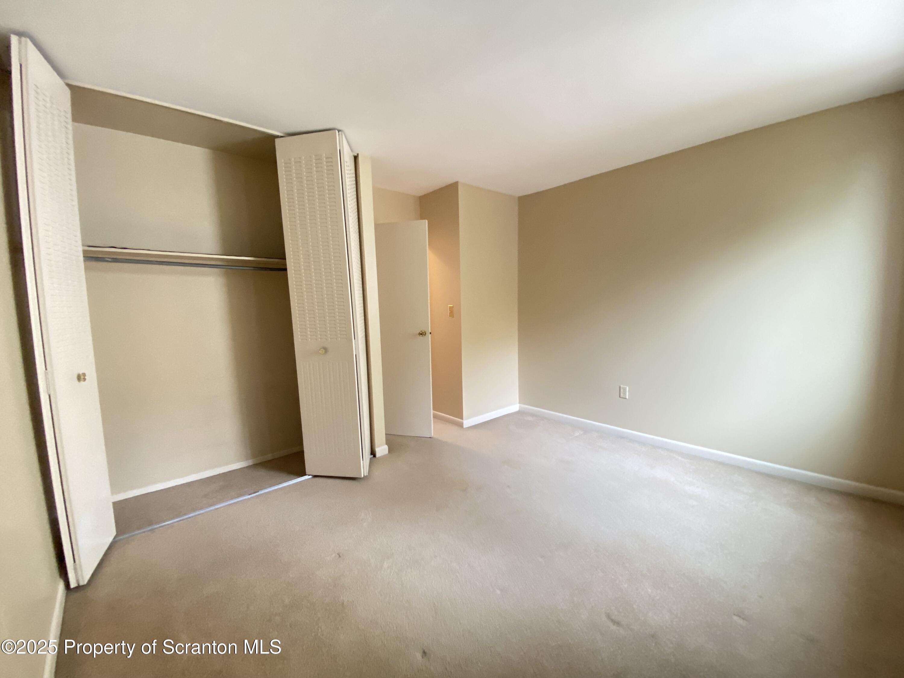 1309 Summit Pointe Scranton, PA 18508 - Photo 27 of 33