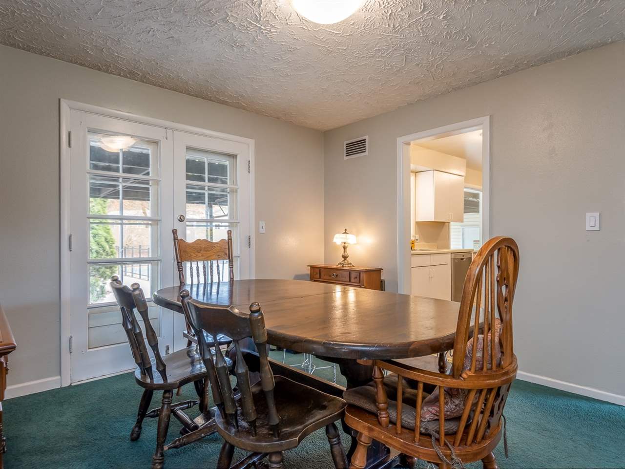 9914 North Ivanhoe Road Spokane, WA 99218 - Photo 8 of 20