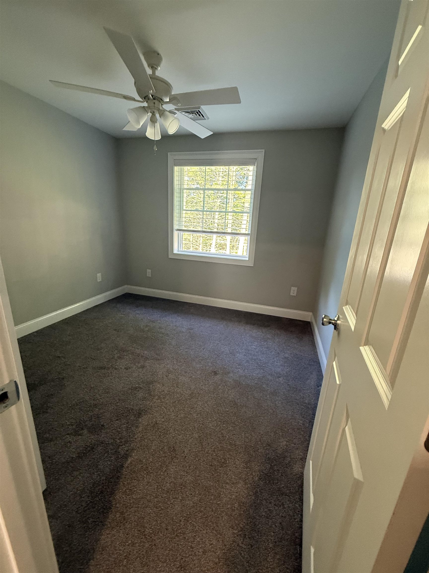 91 B Kennard Road Nottingham, NH 03290 - Photo 11 of 19 Gallery Image 11