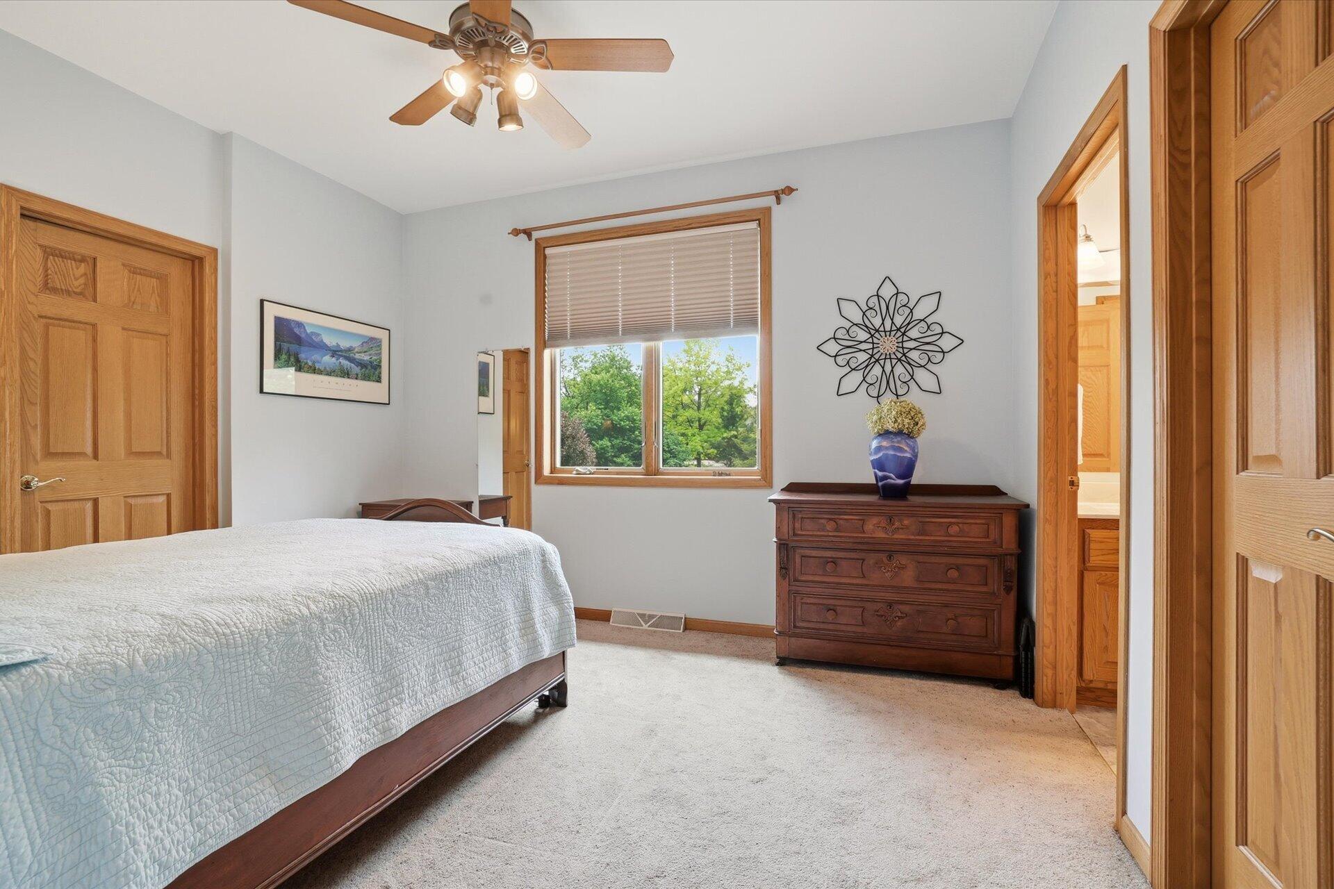W330-s1417 County Rd C Delafield, WI 53018 - Photo 20 of 39 Bedroom 2 w/WICs & Jack n Jill bathroom