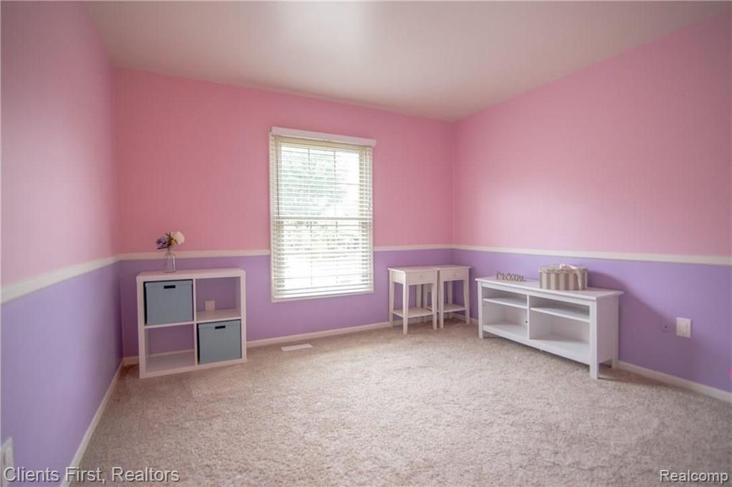 25236 Hopkins Road Farmington Hills, MI 48335 - Photo 35 of 53