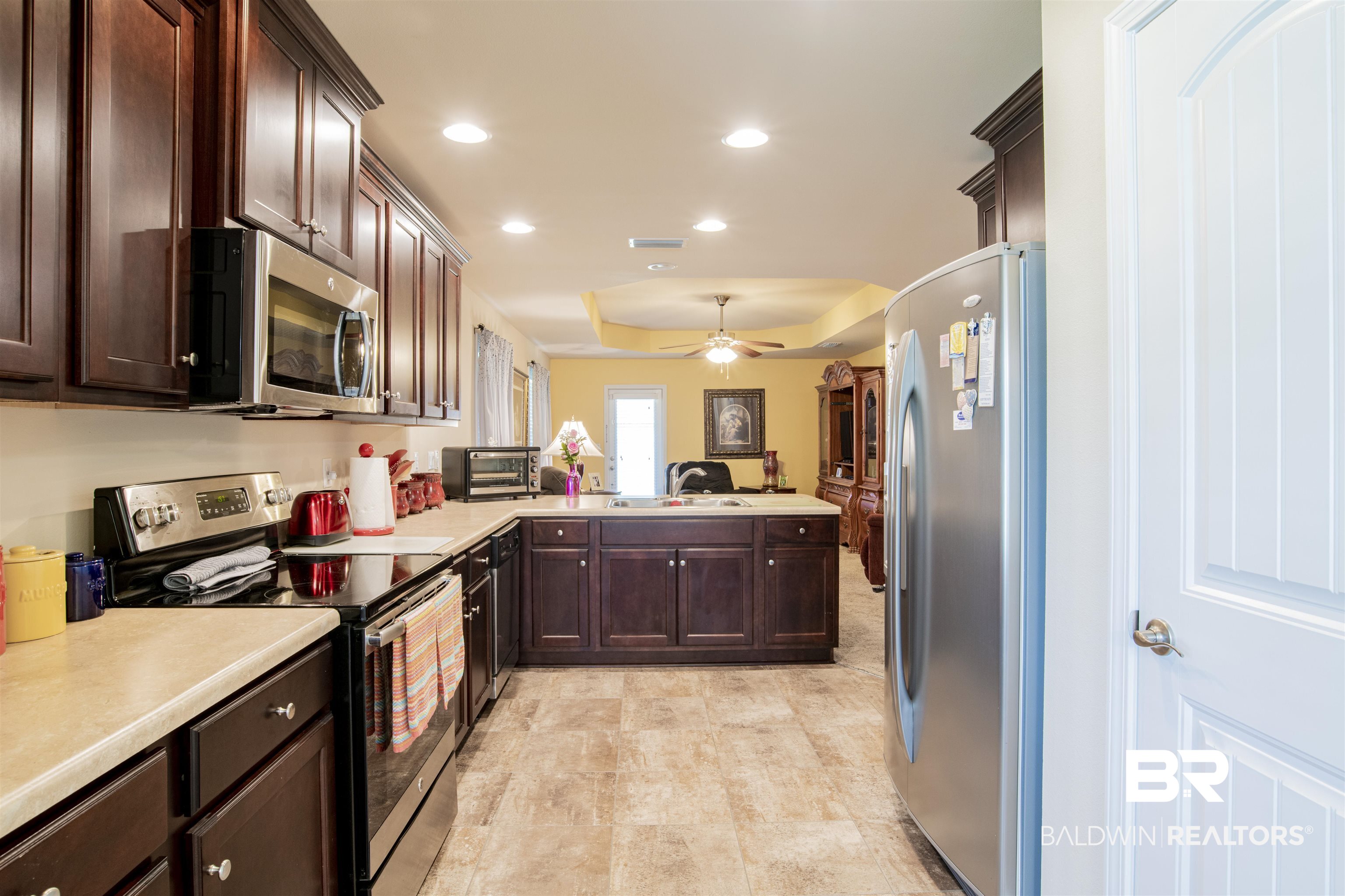 288 Wyatt Court Foley, AL 36535 - Photo 6 of 20 Kitchen