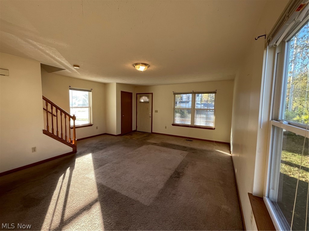 1013 Sherrick Road Southeast Canton, OH 44707 - Photo 12 of 32 Gallery Image 12