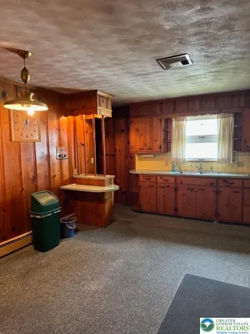 $224,900 | 26 Lincoln Drive, Tamaqua, PA 18252