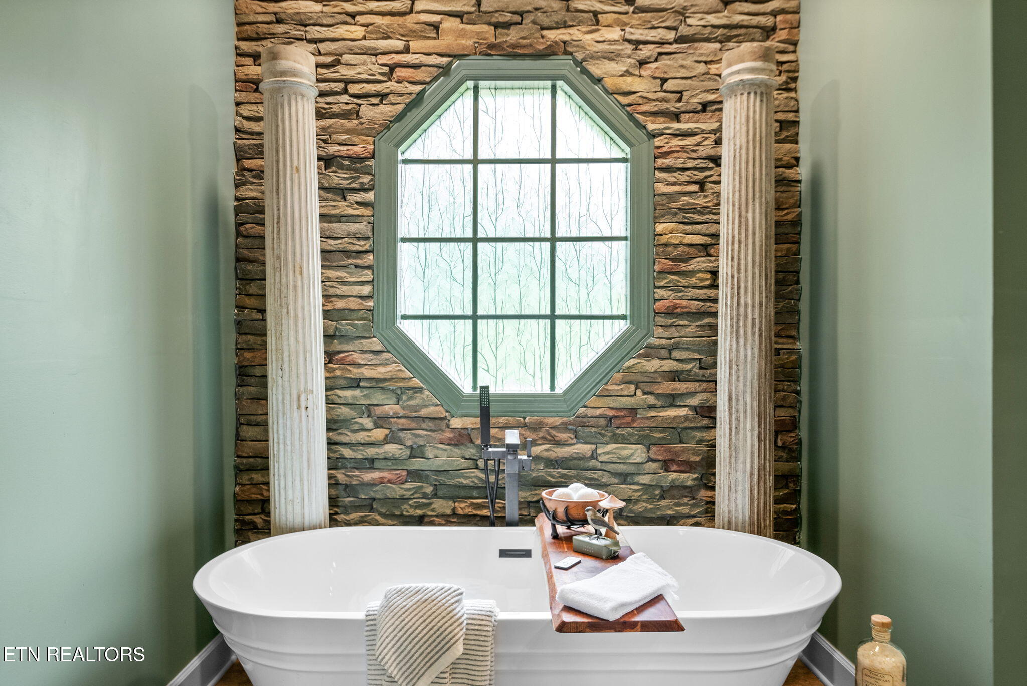 566 Pond Apple Road Clarksville, TN 37043 - Photo 33 of 60 36-web-or-mls-566-pond-apple-rd