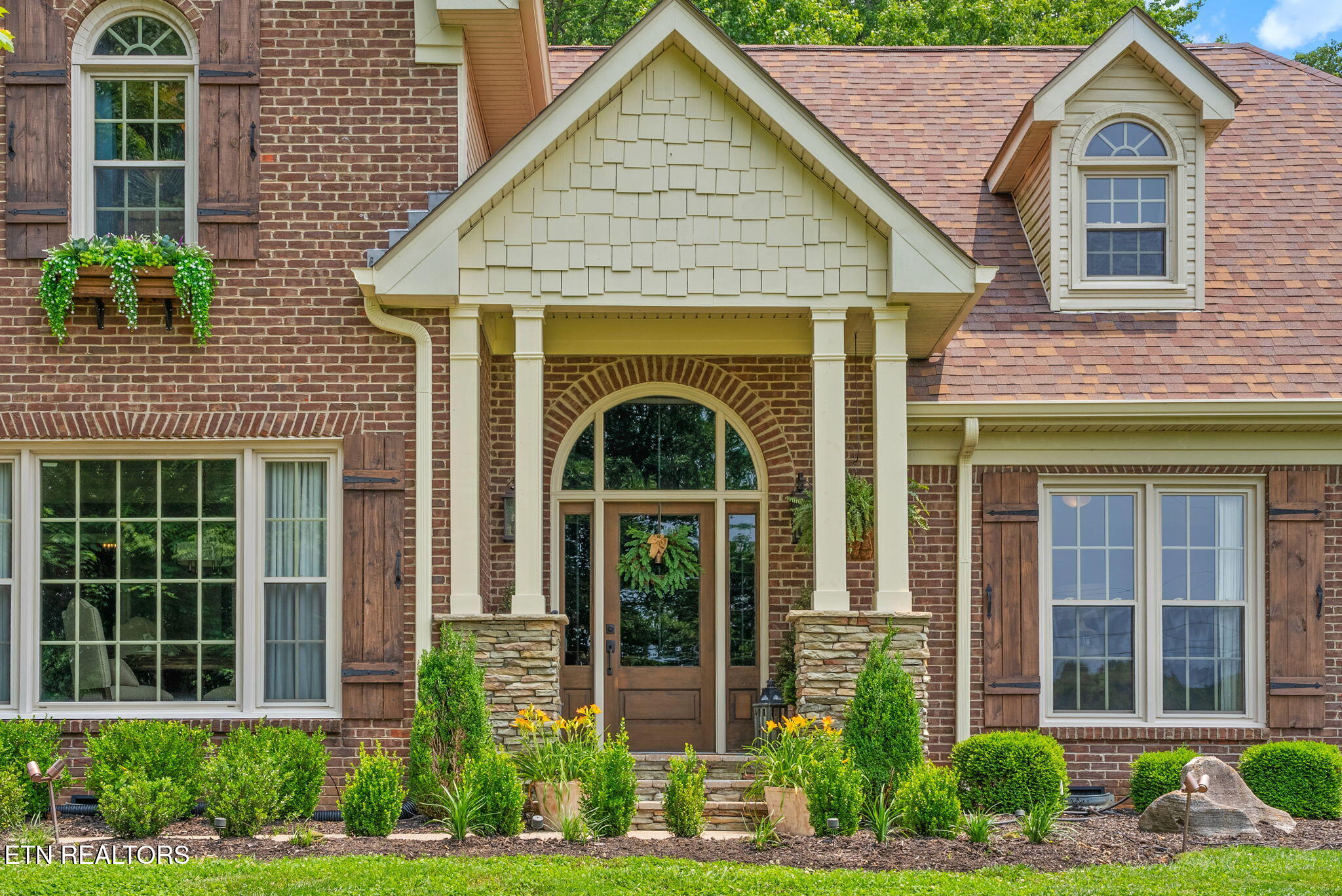 566 Pond Apple Road Clarksville, TN 37043 - Photo 5 of 60 7-web-or-mls-566-pond-apple-rd