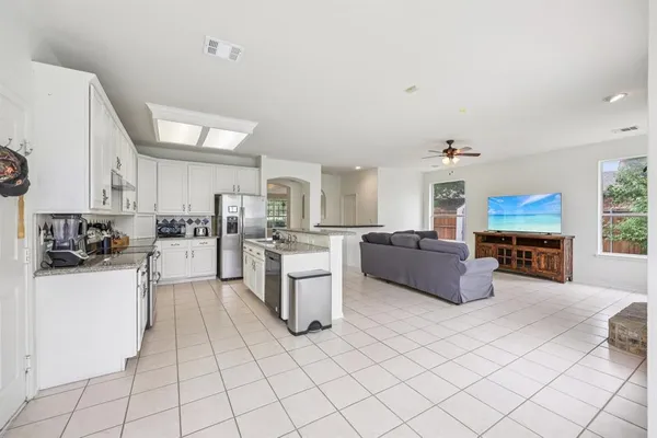 $539,000 | 408 Willow Bend Drive, Murphy, TX 75094
