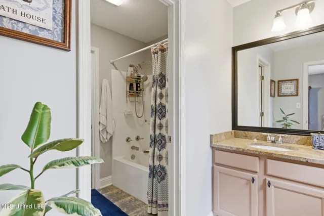 $615,000 | 115 Oak Allee Drive, Picayune, MS 39466