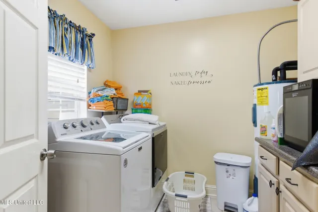 $615,000 | 115 Oak Allee Drive, Picayune, MS 39466