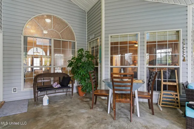 $615,000 | 115 Oak Allee Drive, Picayune, MS 39466