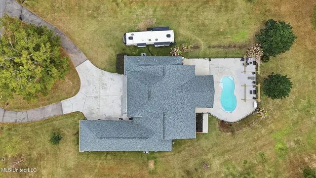 $615,000 | 115 Oak Allee Drive, Picayune, MS 39466