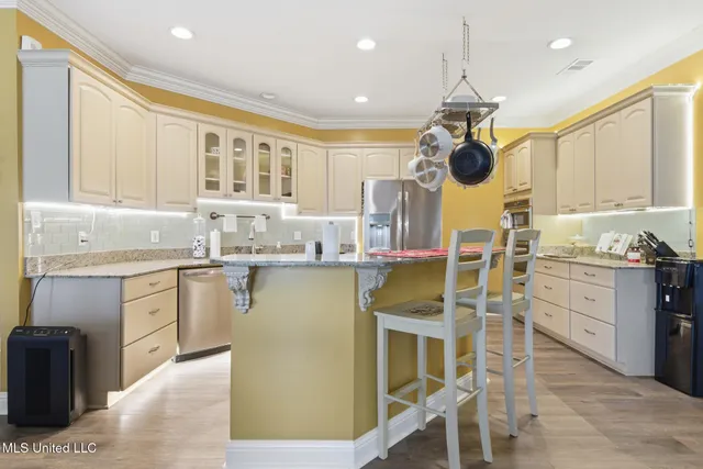 $615,000 | 115 Oak Allee Drive, Picayune, MS 39466