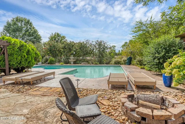 $634,900 | 1509 Montvale Station Road, Maryville, TN 37803