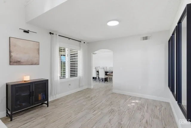 a view of livingroom with furniture and wooden floor