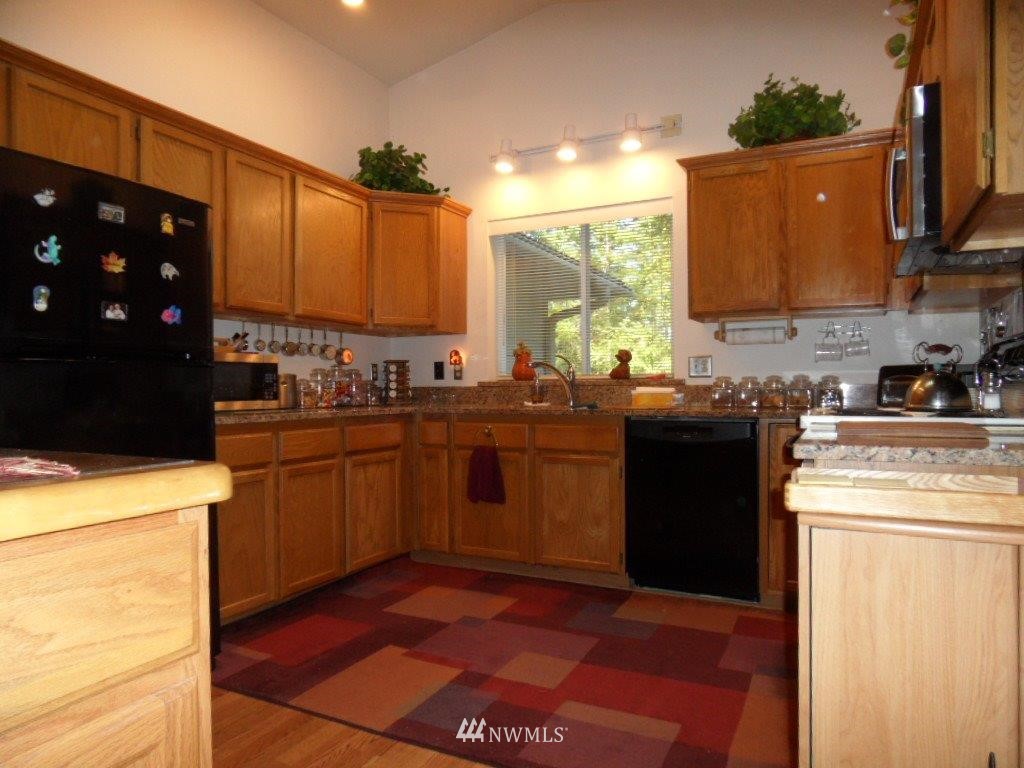 1358 Southwest Station Circle Road Port Orchard, WA 98367 - Photo 5 of 14 Gallery Image 5
