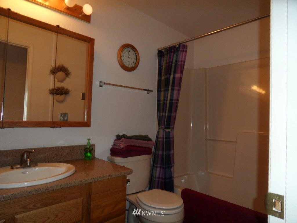 1358 Southwest Station Circle Road Port Orchard, WA 98367 - Photo 10 of 14 Gallery Image 10