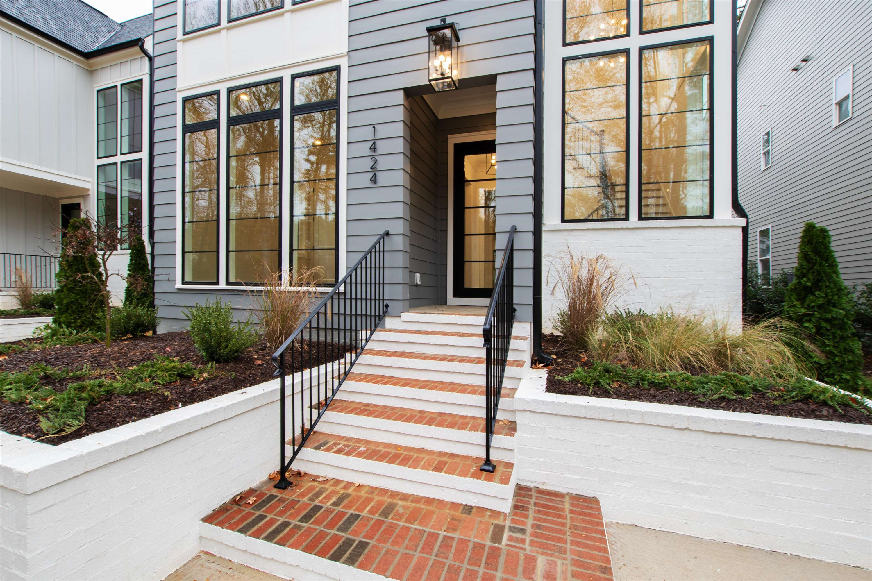 1424 Banbury Road Raleigh, NC 27607 - Photo 4 of 60 Photo 4