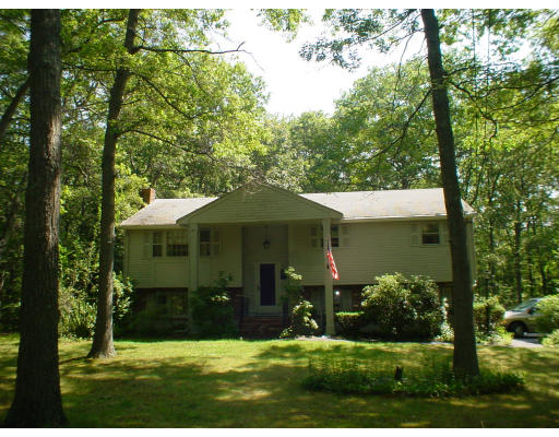 86 Bay Road Easton, MA 02356 - Photo 1 of 8 Gallery Image 1