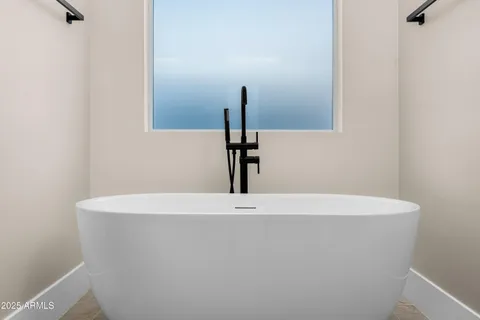 $1,795,000 | 3808 East Piccadilly Road, Phoenix, AZ 85018