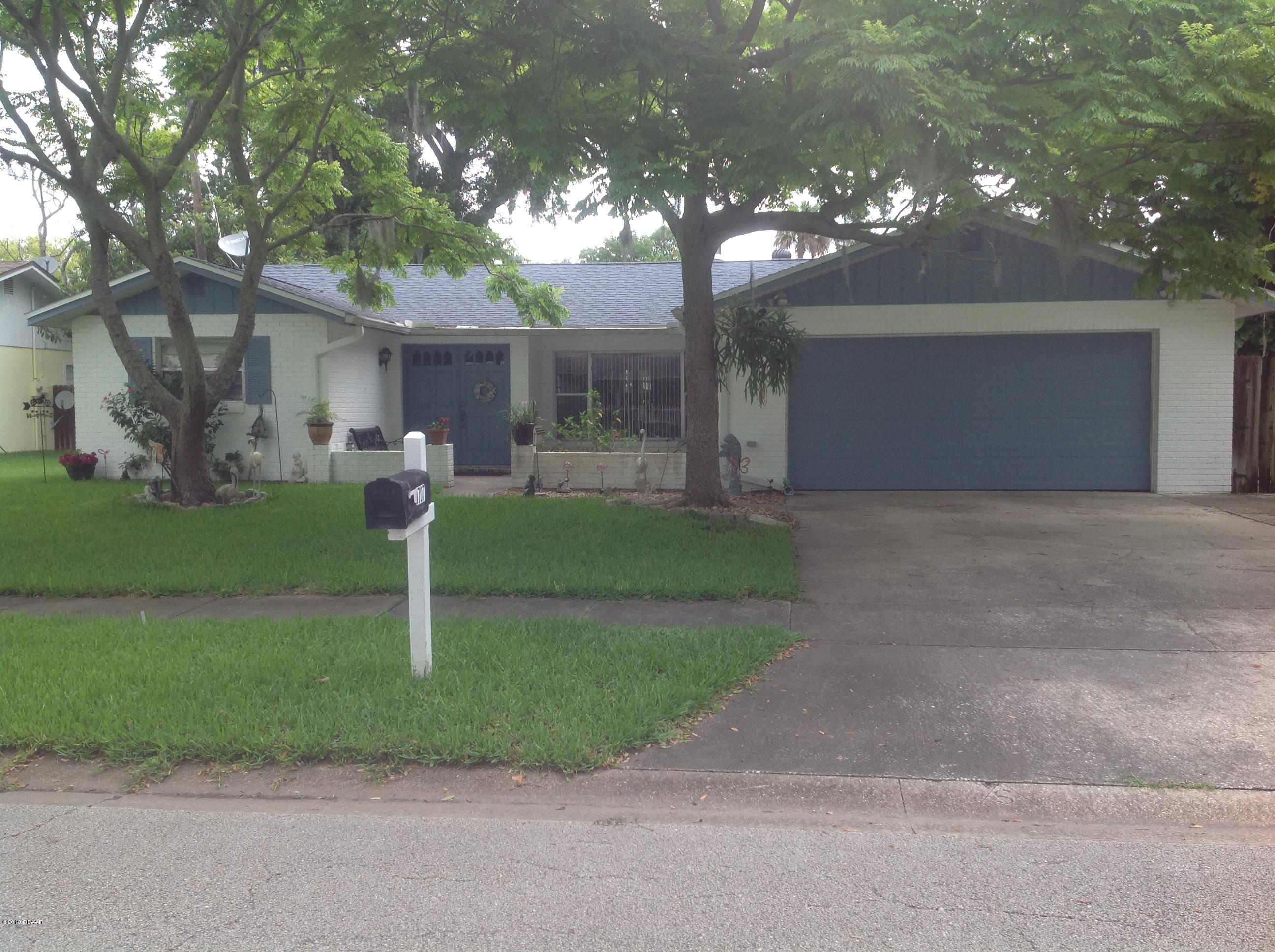 1707 Jacobs Road South Daytona, FL 32119 - Photo 1 of 25 IMG_0364