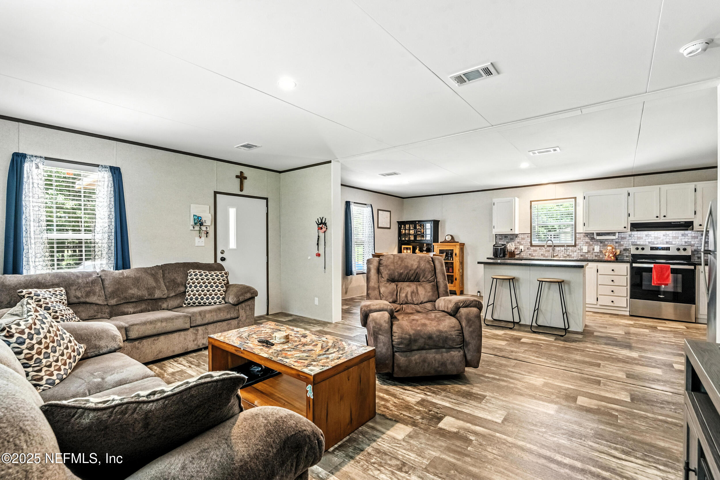 211 Knight Boxx Road Middleburg, FL 32068 - Photo 4 of 35 Family Room