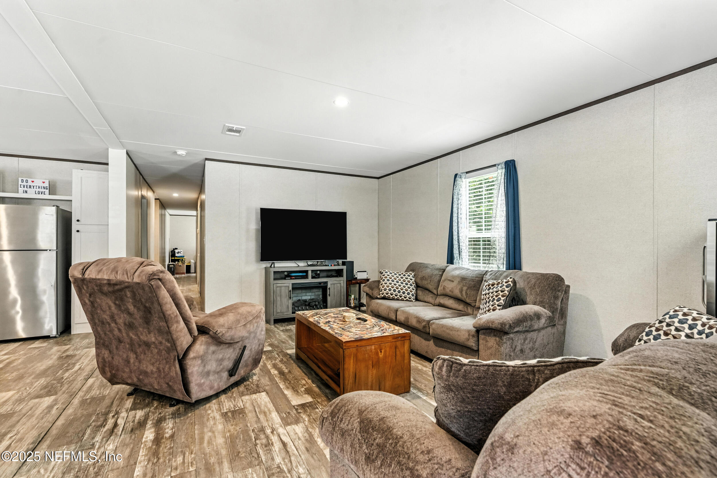 211 Knight Boxx Road Middleburg, FL 32068 - Photo 5 of 35 Family Room