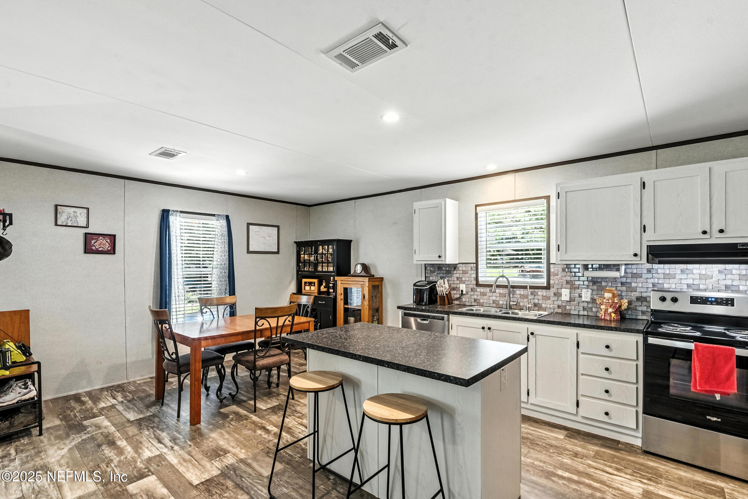 211 Knight Boxx Road Middleburg, FL 32068 - Photo 8 of 35 Kitchen
