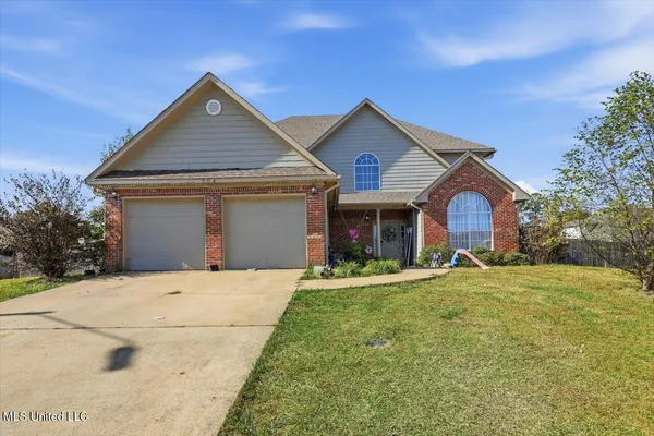 $349,900 | 204 Lyle Circle, Brandon, MS 39042