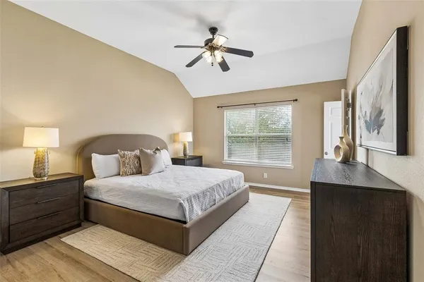 $359,900 | 3202 Creekside Drive, Sachse, TX 75048