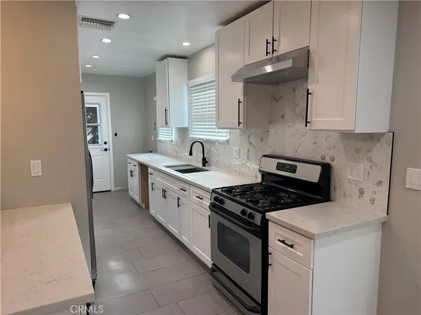 $3,750 | 7358 Riverton Avenue, Sun Valley, CA 91352