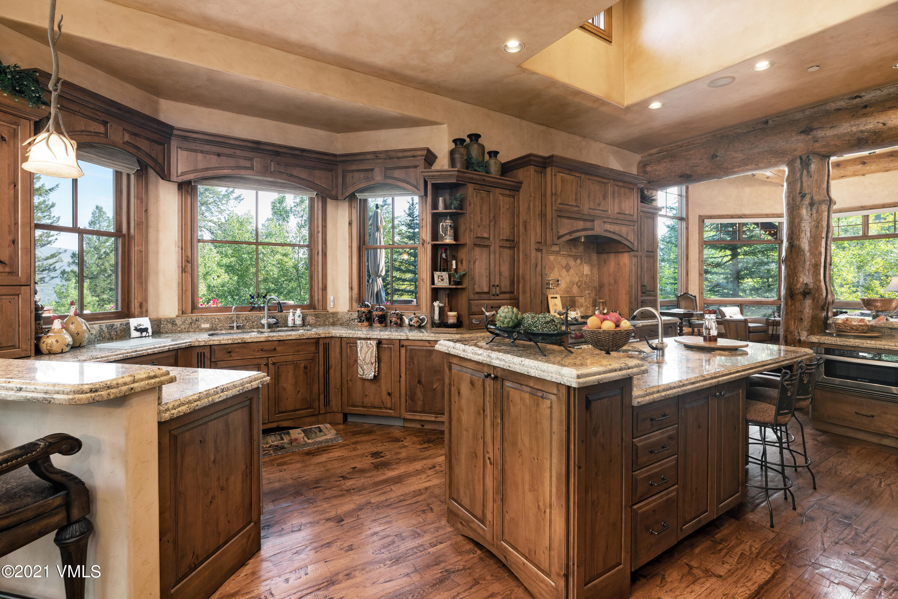 433 Red Draw Edwards, CO 81632 - Photo 3 of 16 433_red_draw_interior_kitchen_b
