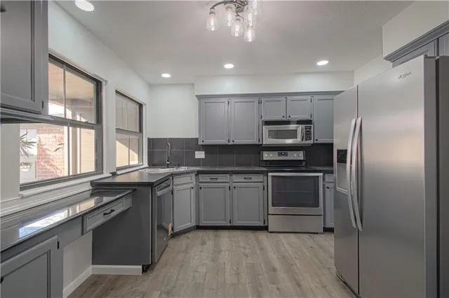 $269,000 | 10209 Foster Street, Overland Park, KS 66212