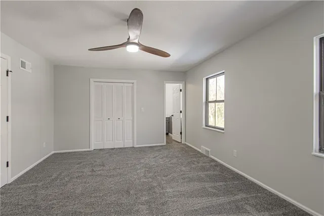 $269,000 | 10209 Foster Street, Overland Park, KS 66212