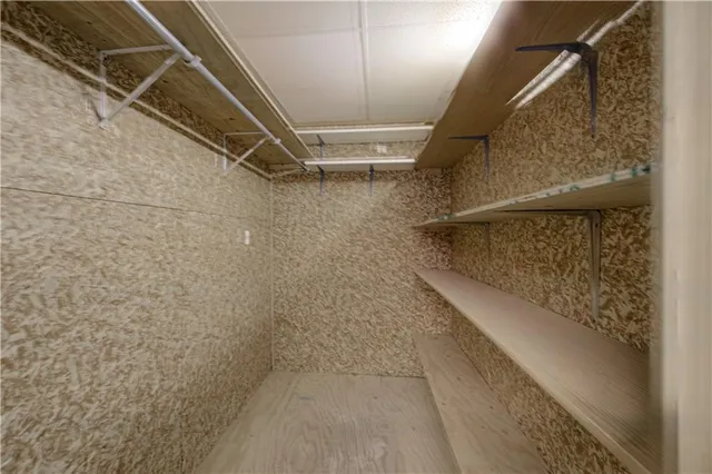 $269,000 | 10209 Foster Street, Overland Park, KS 66212