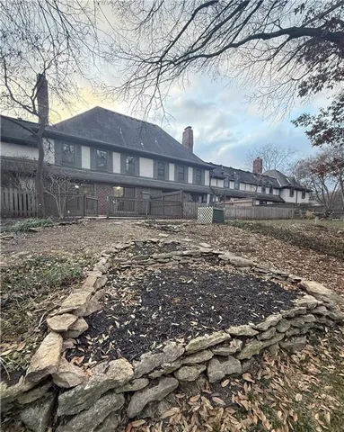 $269,000 | 10209 Foster Street, Overland Park, KS 66212