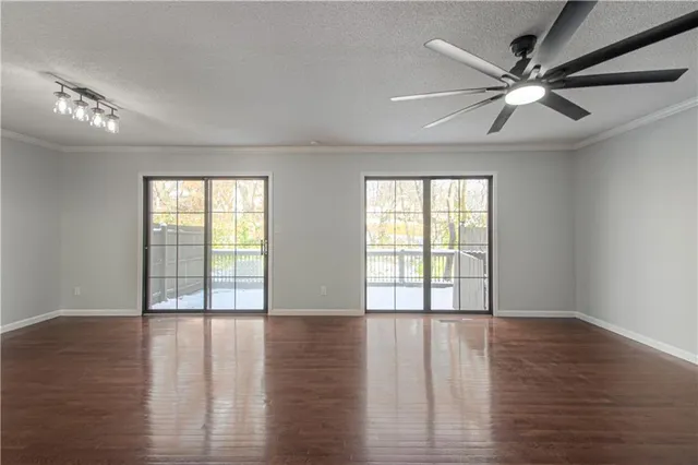 $269,000 | 10209 Foster Street, Overland Park, KS 66212