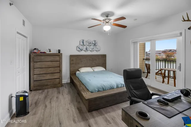 $525,000 | 3001 River Towne Way, Unit 402, Knoxville, TN 37920