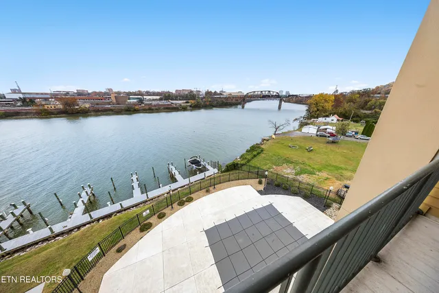 $525,000 | 3001 River Towne Way, Unit 402, Knoxville, TN 37920