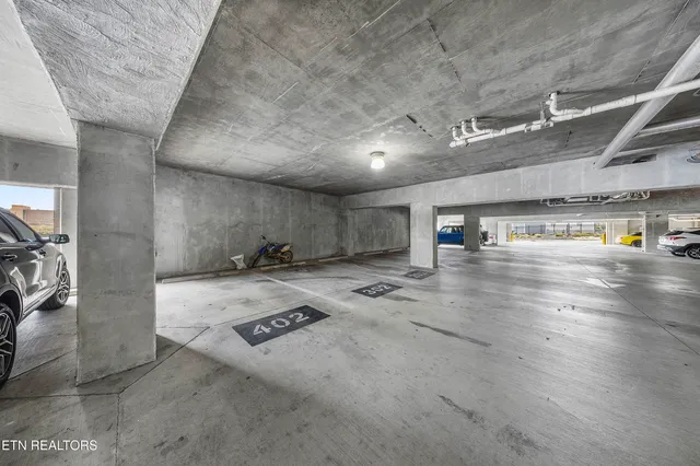 $525,000 | 3001 River Towne Way, Unit 402, Knoxville, TN 37920