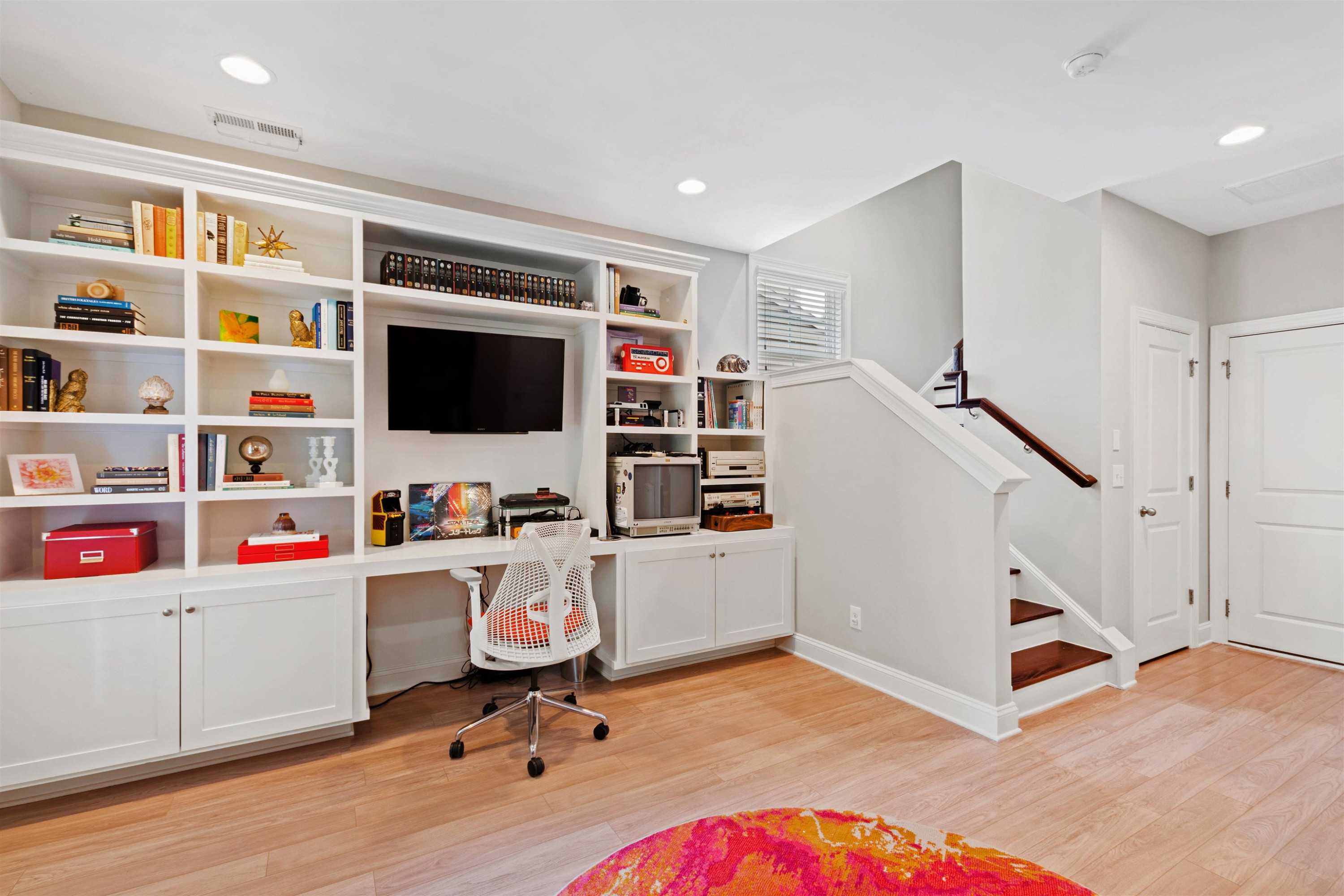220 Penley Circle Raleigh, NC 27609 - Photo 48 of 56 a workspace with furniture and white walls