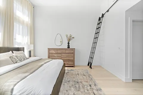 $1,625,000 | 586 East 3rd Street, Unit 3, Boston, MA 02127