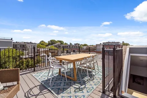 $1,625,000 | 586 East 3rd Street, Unit 3, Boston, MA 02127