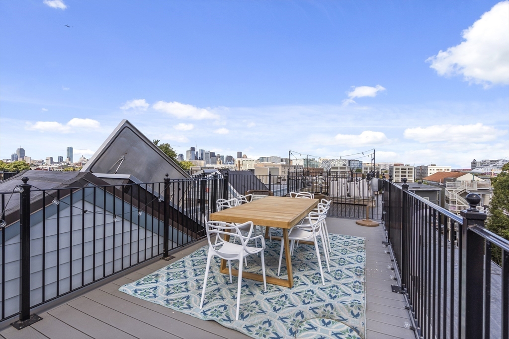 586 East 3rd Street, Unit 3 Boston, MA 02127 - Photo 31 of 35