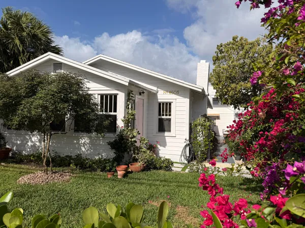 $3,200 | 4605 Garden Avenue, Unit 1, West Palm Beach, FL 33405