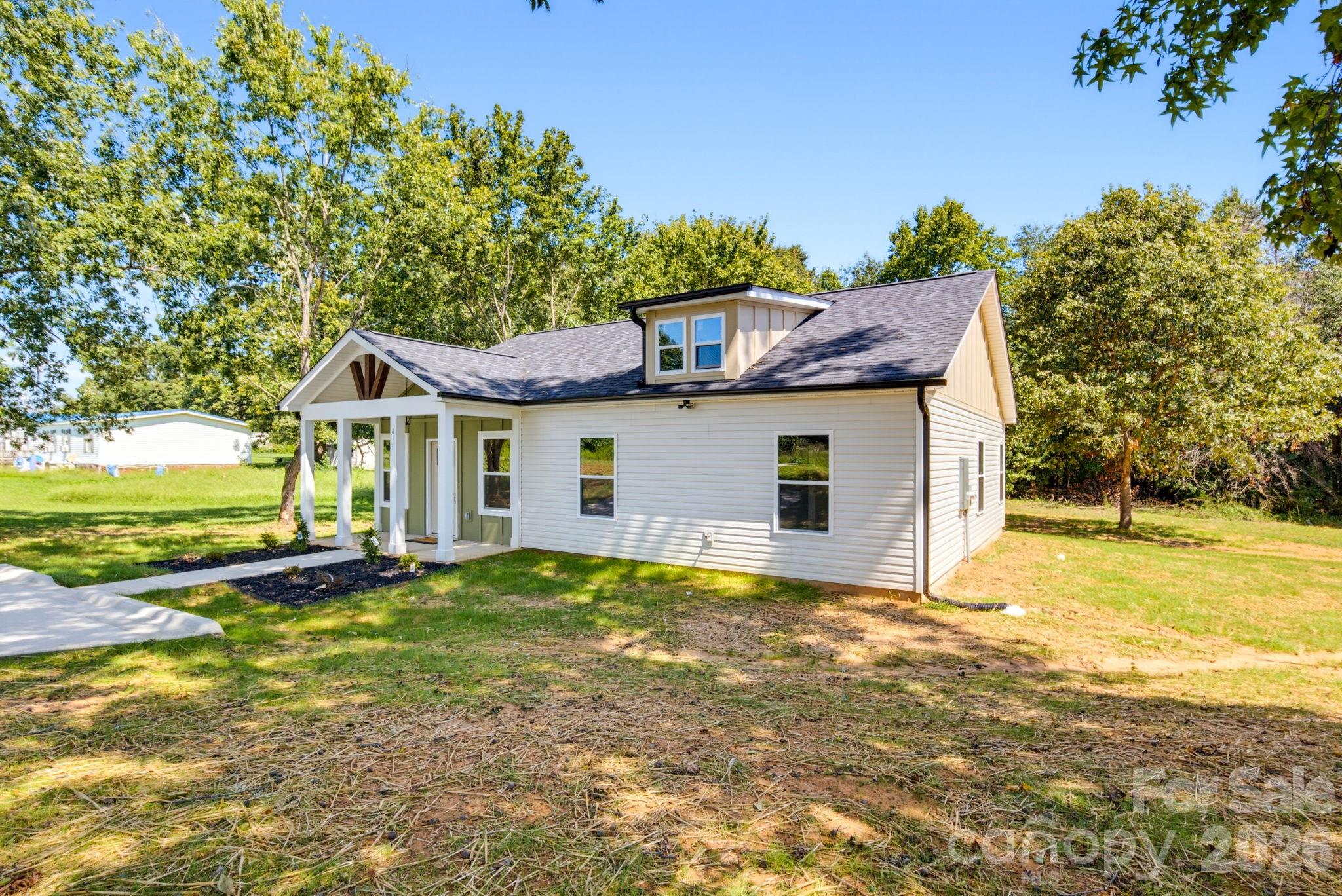611 East Sanders Road Shelby, NC 28150 - Photo 4 of 42 Gallery Image 4