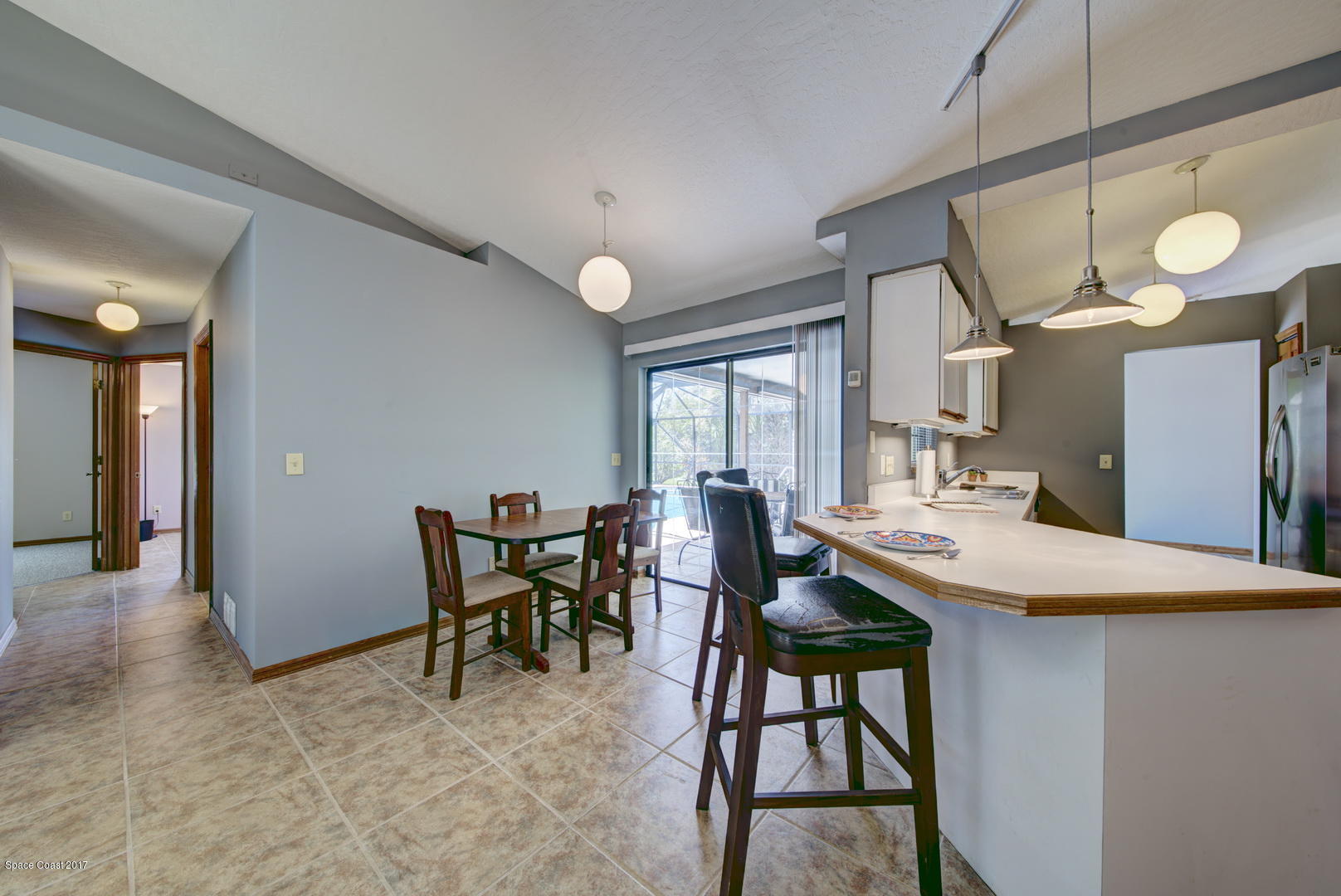 133 Oak Lake Road Melbourne, FL 32901 - Photo 15 of 45 Breakfast Bar & Nook
