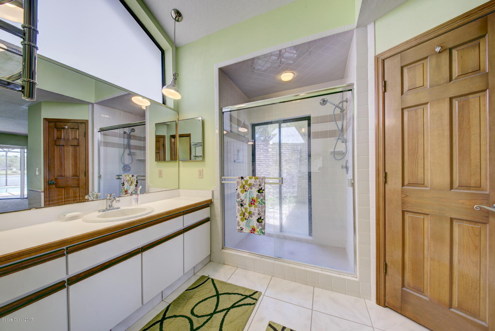 133 Oak Lake Road Melbourne, FL 32901 - Photo 21 of 45 Master Bathroom Walk-in Shower