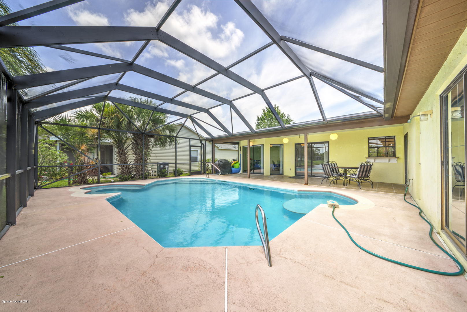 133 Oak Lake Road Melbourne, FL 32901 - Photo 38 of 45 Pool
